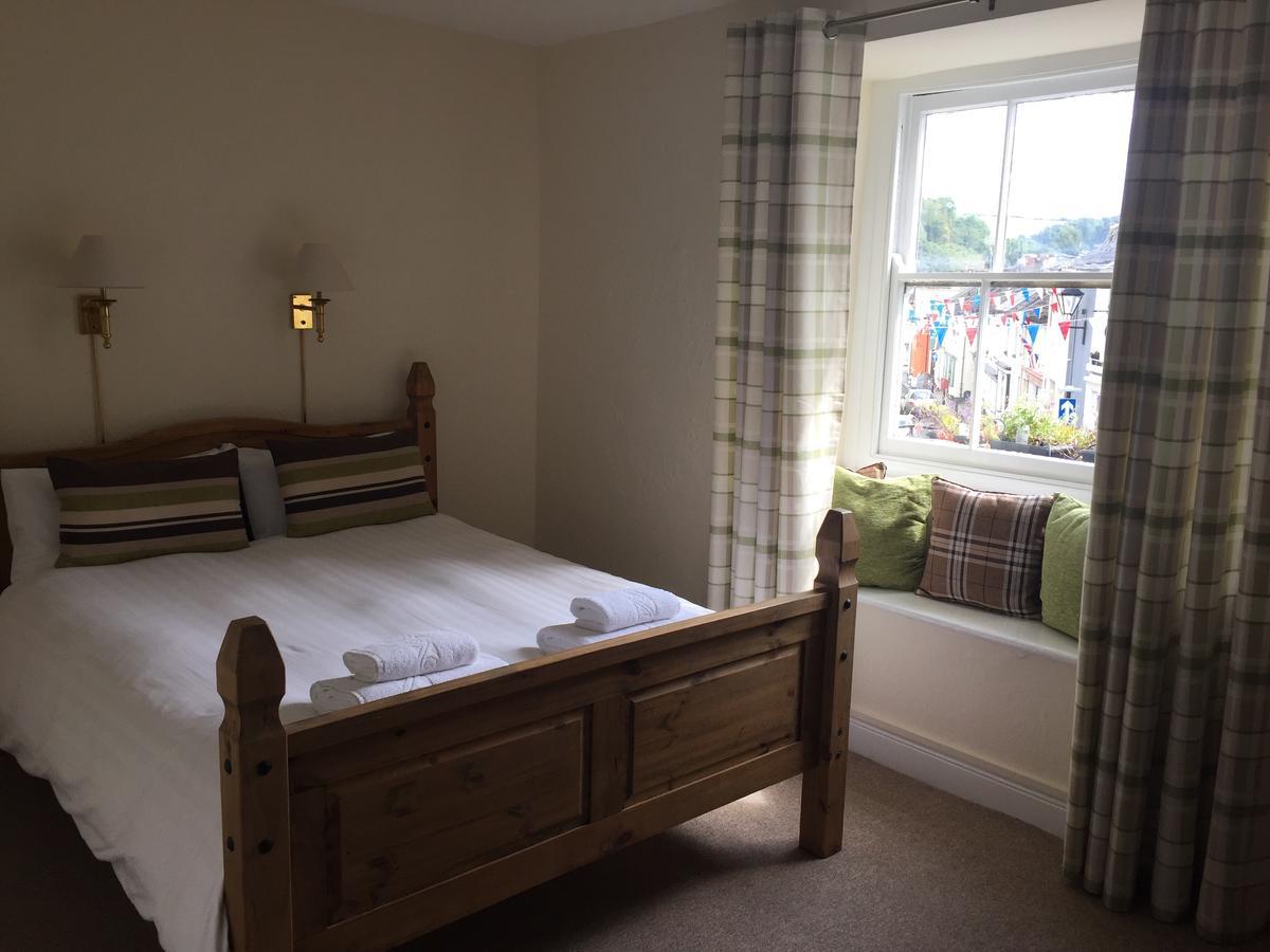 The Globe Inn Buckfastleigh Ngoại thất bức ảnh